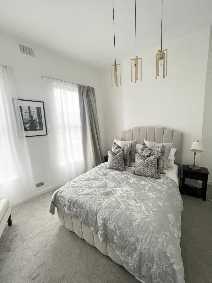 Luxury Belfast Stay - Townhouse Exterior photo