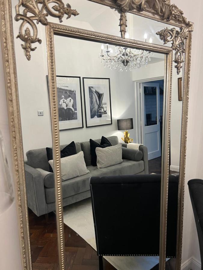 Luxury Belfast Stay - Townhouse Exterior photo